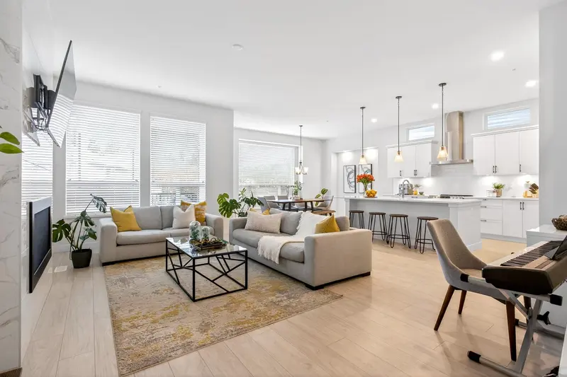 11327 230 STREET - photo 4 of 25