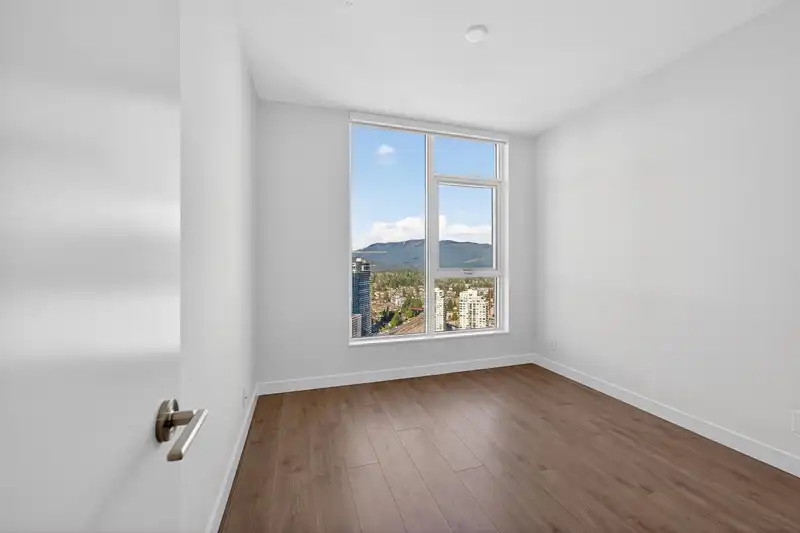 4107 537 COTTONWOOD AVENUE - photo 4 of 14