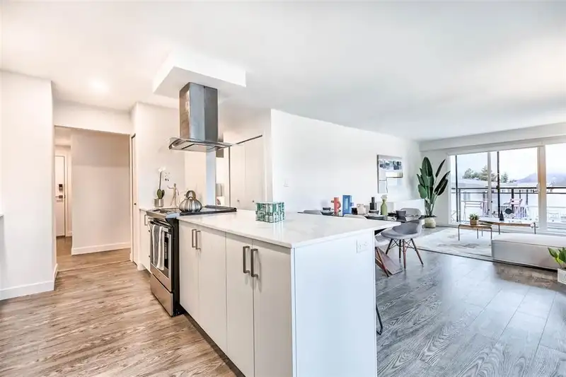 205 4625 GRANGE STREET - photo 1 of 39