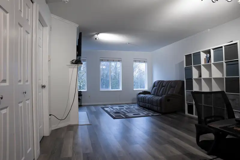 309 12125 75A AVENUE - photo 3 of 11
