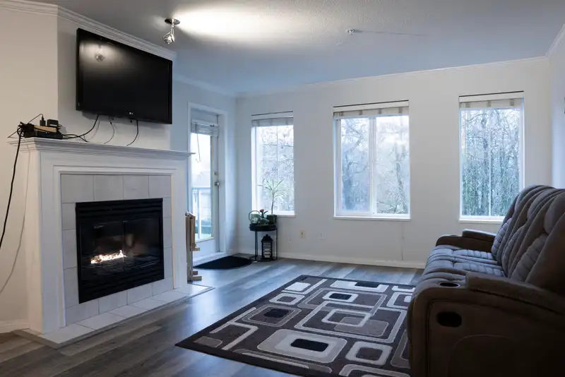309 12125 75A AVENUE - photo 4 of 11