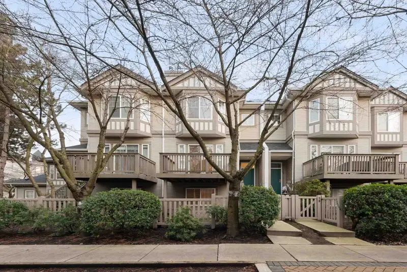97 3880 WESTMINSTER HIGHWAY - photo 1 of 28