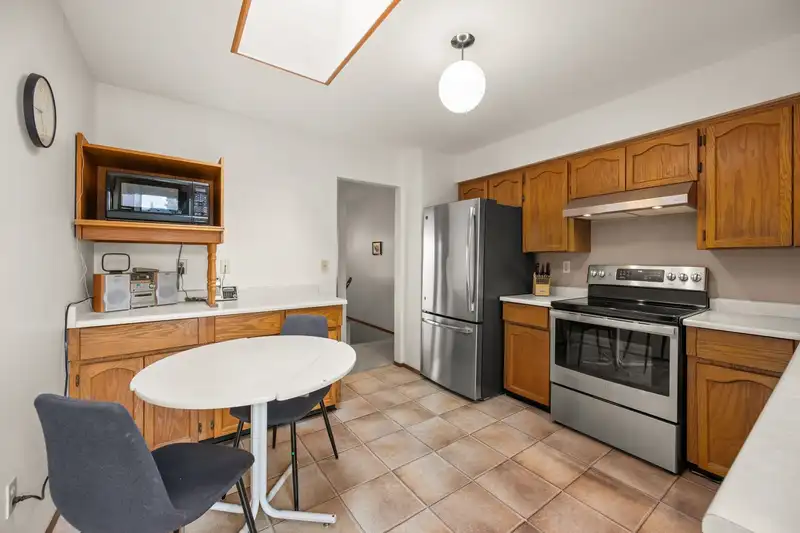 9315 213 STREET - photo 3 of 33