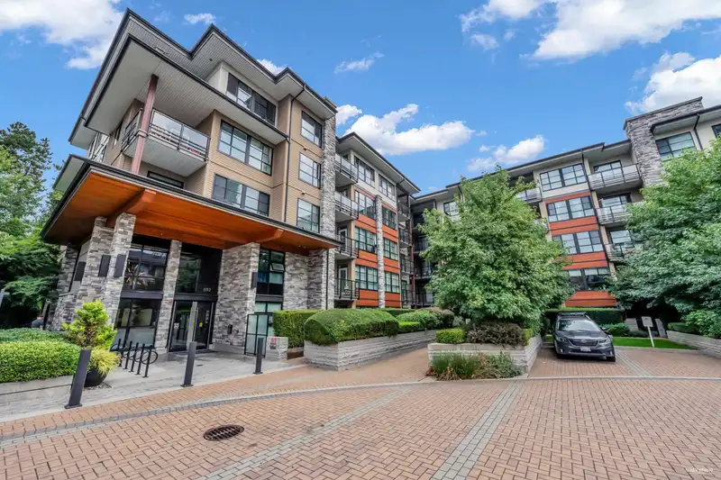 307 1152 WINDSOR MEWS - photo 1 of 32