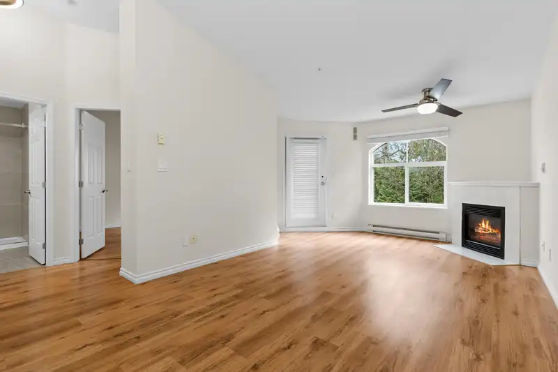 307 12739 72 AVENUE - photo 3 of 15
