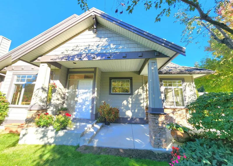 42 5688 152 STREET - photo 3 of 25