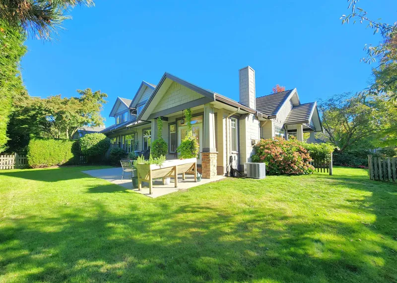 42 5688 152 STREET - photo 4 of 25