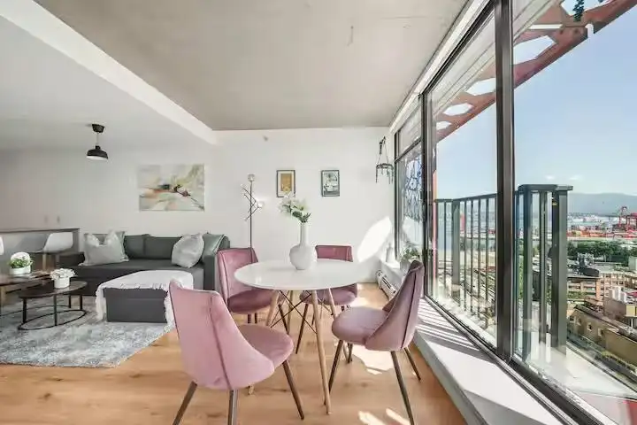 1904 128 W CORDOVA STREET - photo 1 of 22