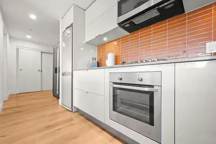 1904 128 W CORDOVA STREET - photo 4 of 22