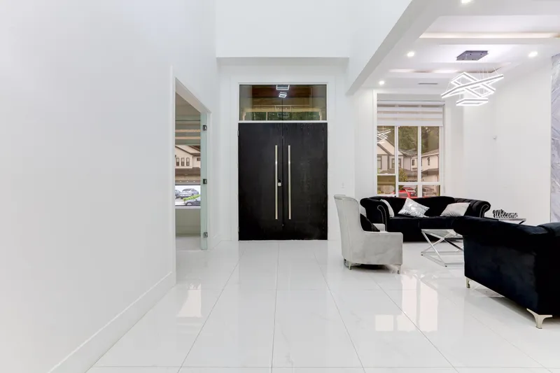 19649 31A AVENUE - photo 3 of 25