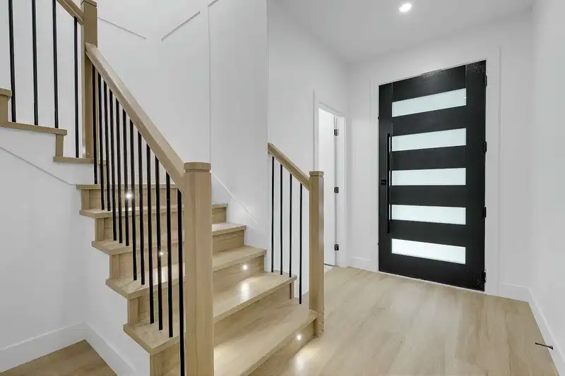 102 15371 94 AVENUE - photo 3 of 40