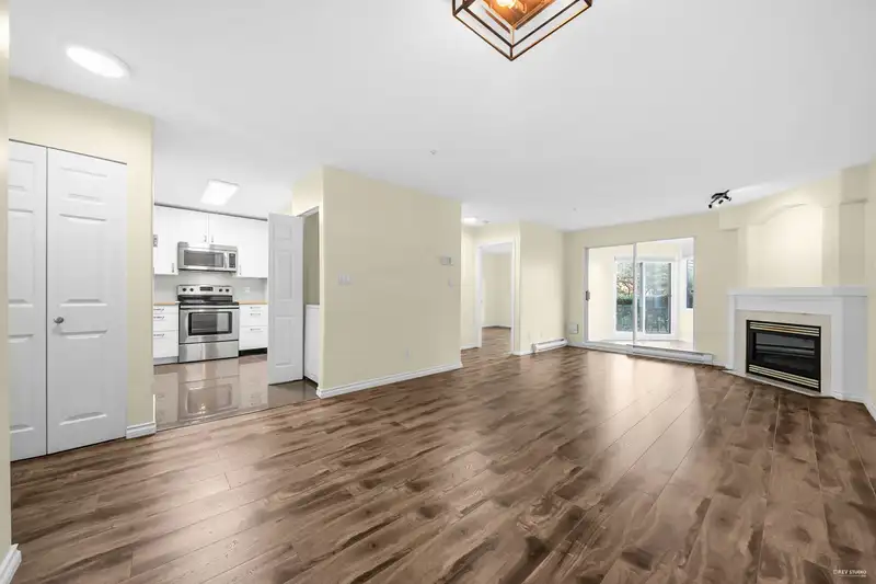 106 2405 KAMLOOPS STREET - photo 4 of 27