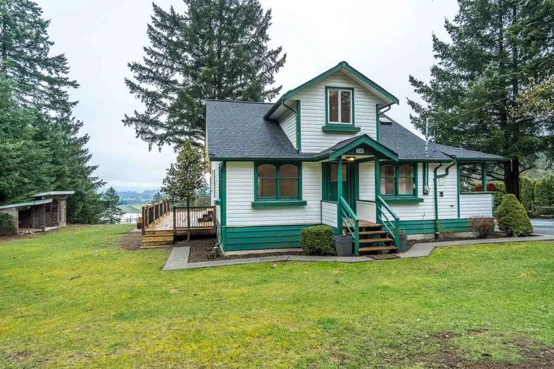 2344 LOUGHEED HIGHWAY - photo 3 of 25