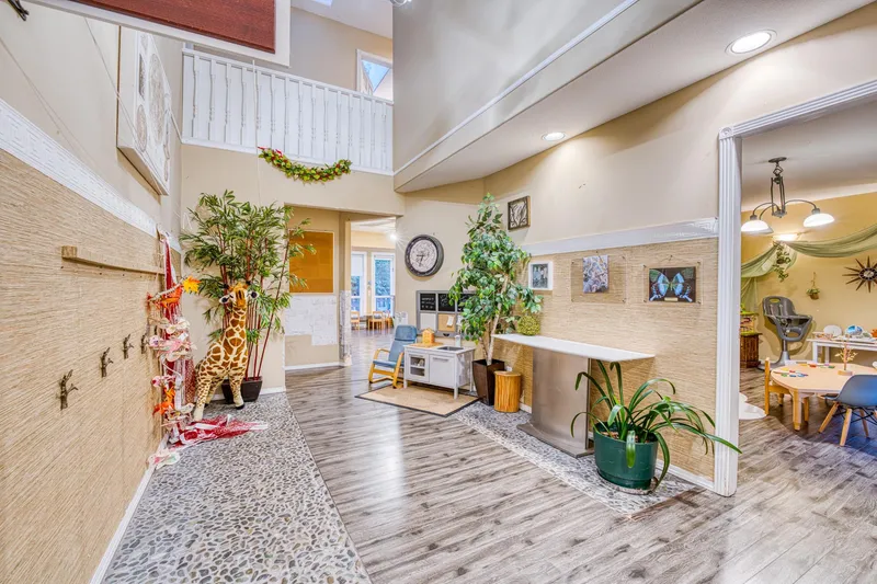 10800 ROCHDALE DRIVE - photo 4 of 25