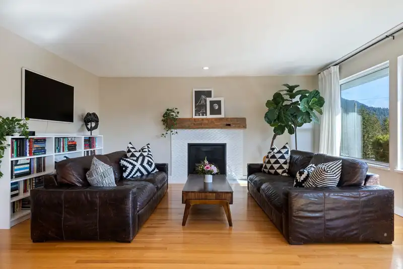 1857 CLIFFWOOD ROAD - photo 3 of 31