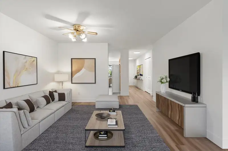 33 3110 TRAFALGAR STREET - photo 3 of 24