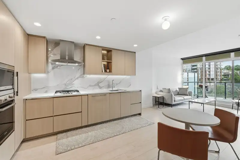 306 4880 LOUGHEED HIGHWAY - photo 1 of 40