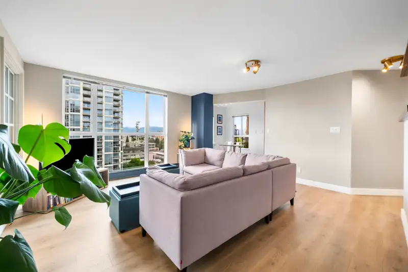 1405 612 FIFTH AVENUE - photo 3 of 36
