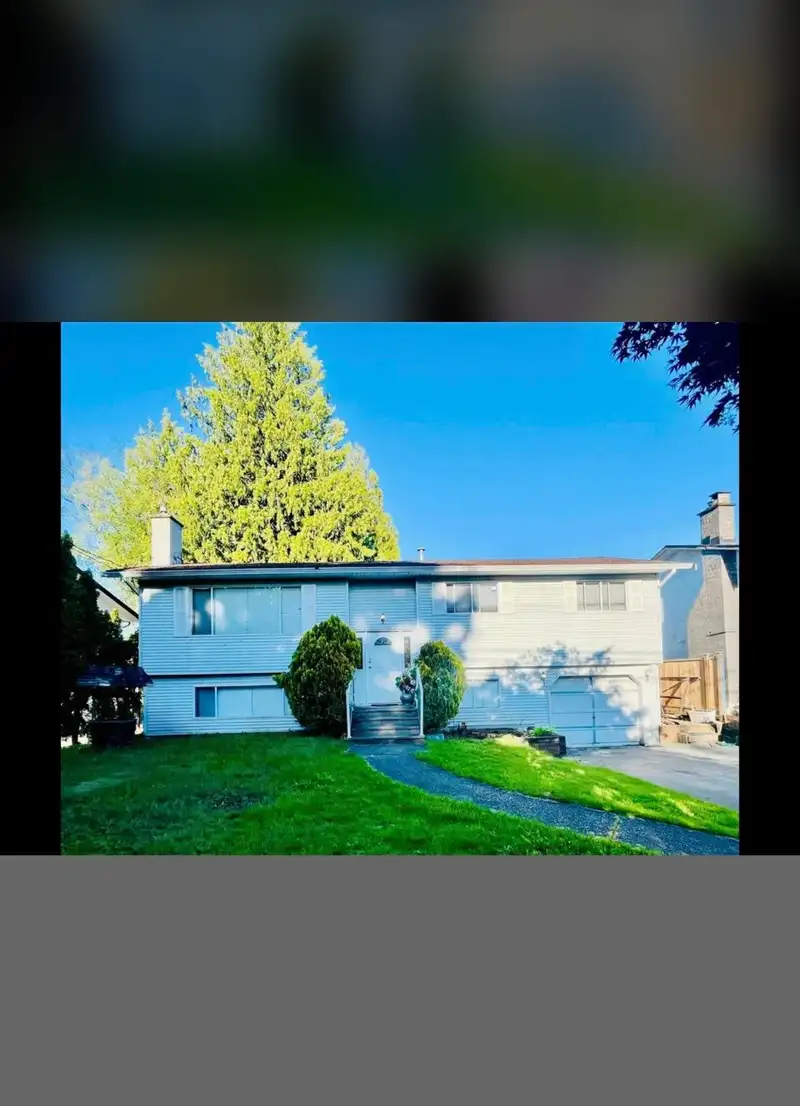 7826 118 STREET - photo 2 of 2