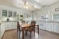 1075 3RD AVENUE - thumbnail 10