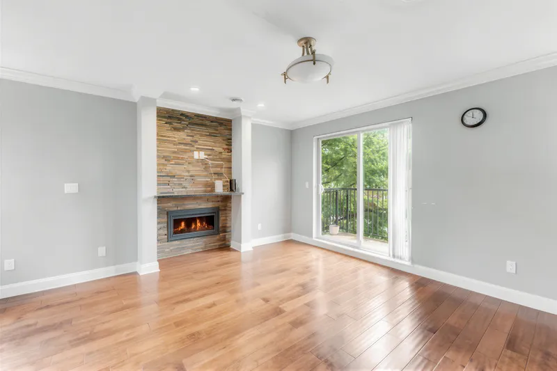 3 7840 GARDEN CITY ROAD - photo 3 of 20