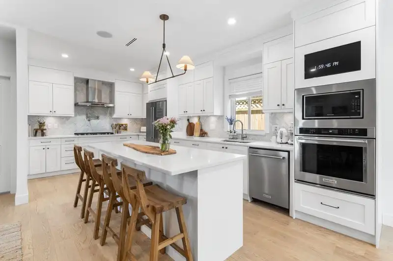 116 W WINDSOR ROAD - photo 1 of 36