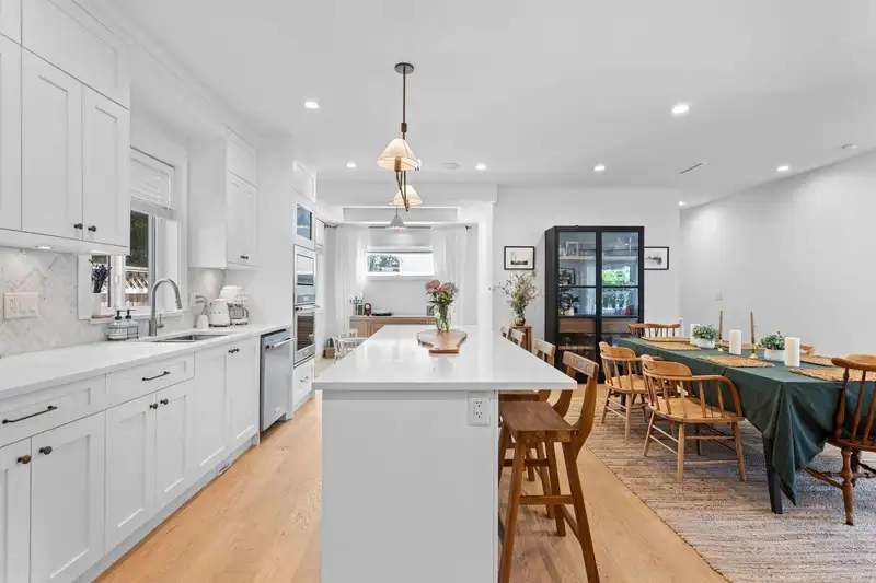 116 W WINDSOR ROAD - photo 3 of 36