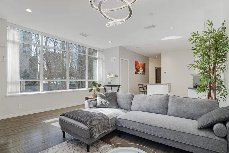 21 7338 GOLLNER AVENUE - photo 1 of 13