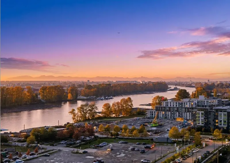 1705 3438 SAWMILL CRESCENT - photo 1 of 25