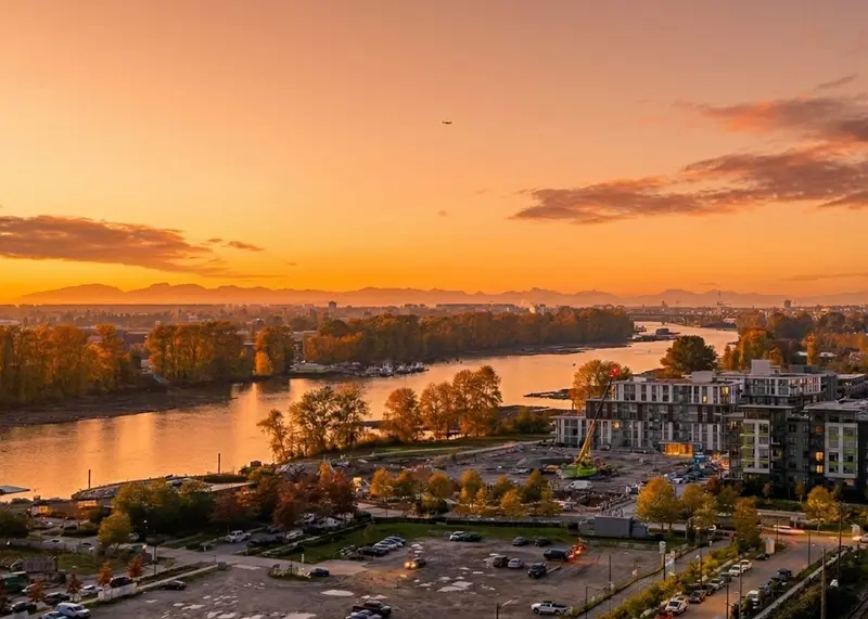 1705 3438 SAWMILL CRESCENT - photo 3 of 25