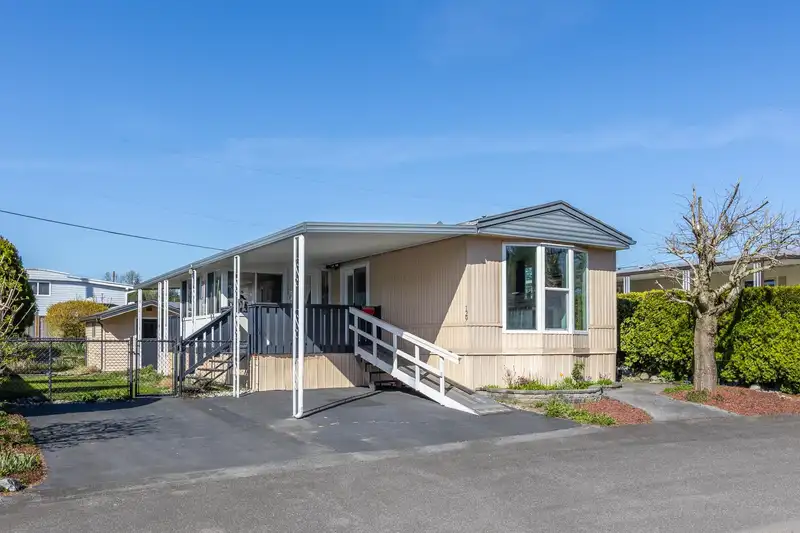 129 27111 0 AVENUE - photo 1 of 34