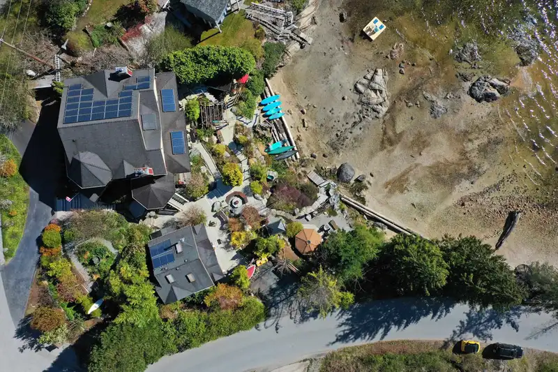 7545 ISLETS PLACE - photo 4 of 40