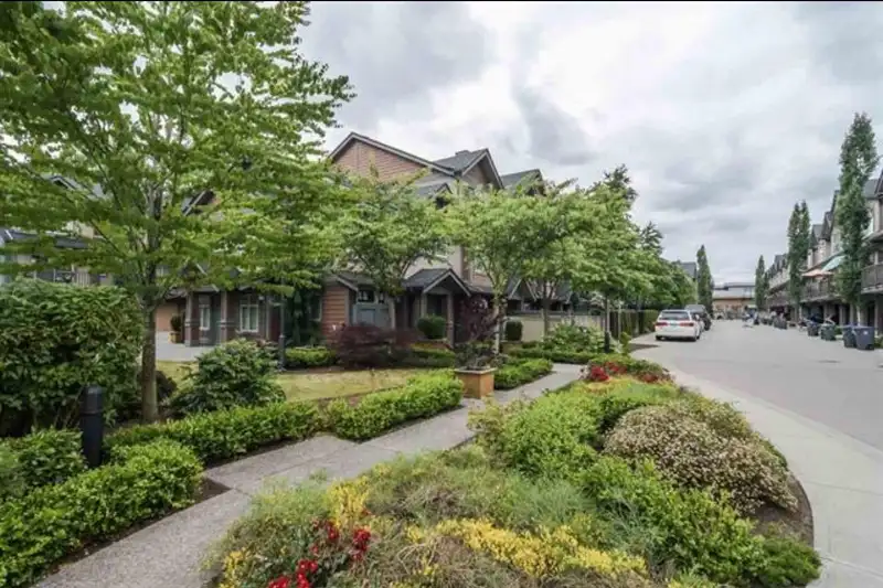 23 7121 192 STREET - photo 1 of 7