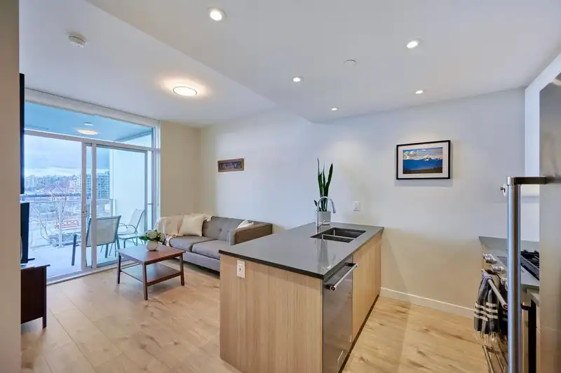 703 3430 E KENT AVENUE SOUTH - photo 4 of 30