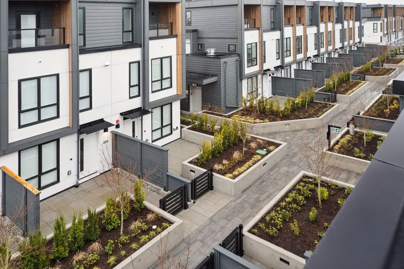 201 715 DUCKLOW STREET - photo 2 of 14