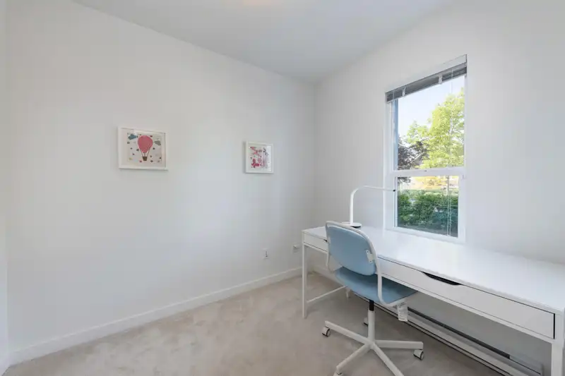 12 15938 27 AVENUE - photo 3 of 32
