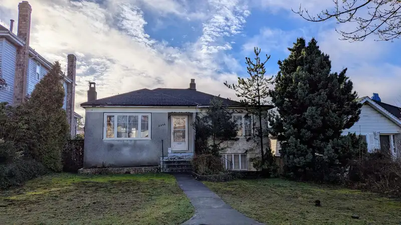 2346 W 20TH AVENUE - photo 1 of 5