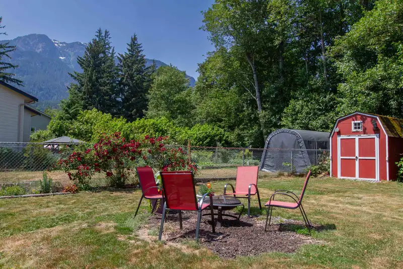 1491 JUDD ROAD - photo 4 of 19