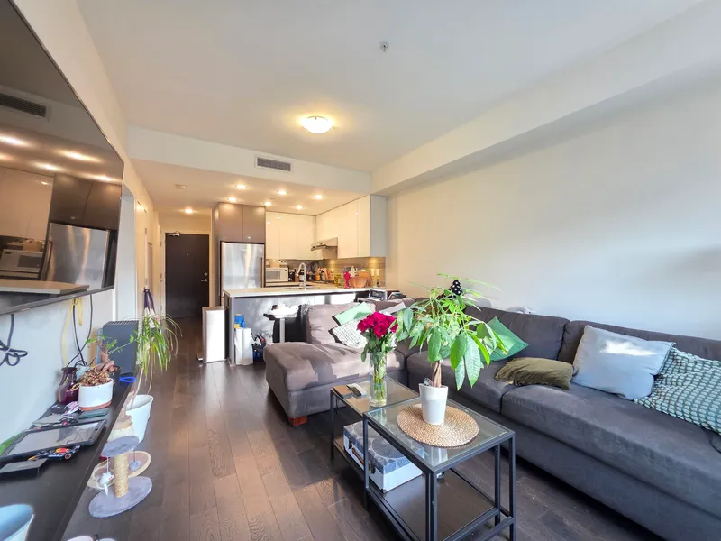 122 5311 CEDARBRIDGE WAY - photo 3 of 17