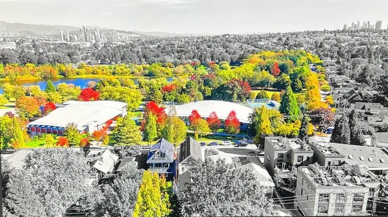 3383 VICTORIA DRIVE - photo 2 of 25