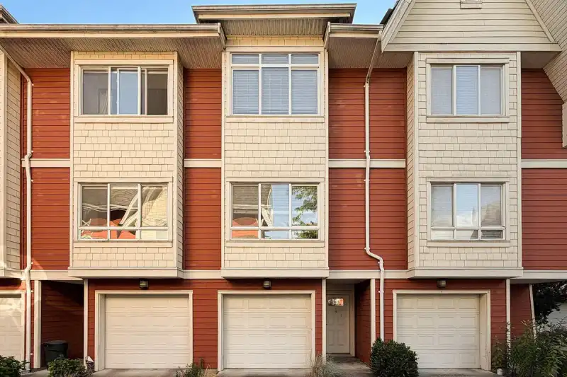 9 9308 KEEFER AVENUE - photo 1 of 23