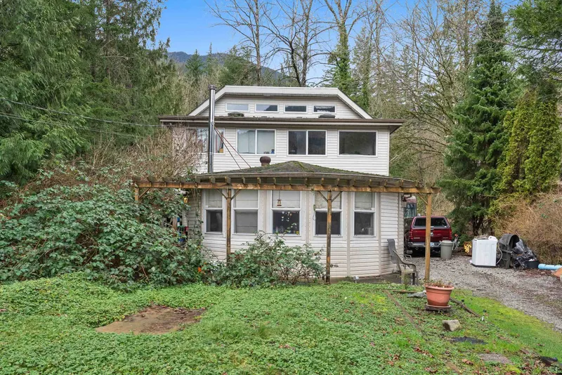 43739 LOCH ROAD - photo 3 of 13