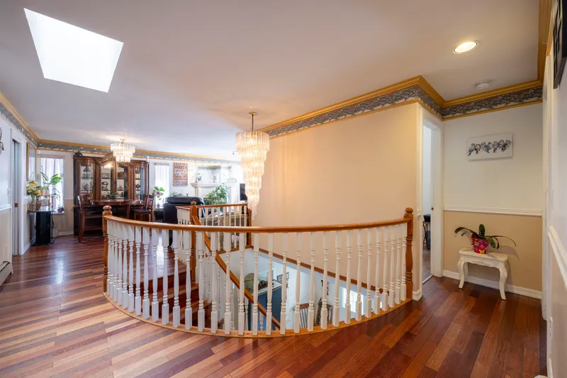 14446 BEDFORD DRIVE - photo 3 of 25