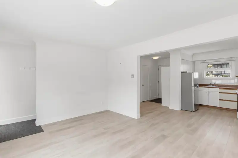 37937 FOURTH AVENUE - photo 3 of 24