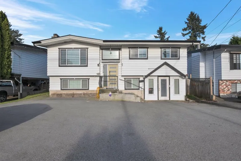 3244 CLEARBROOK ROAD - photo 1 of 25