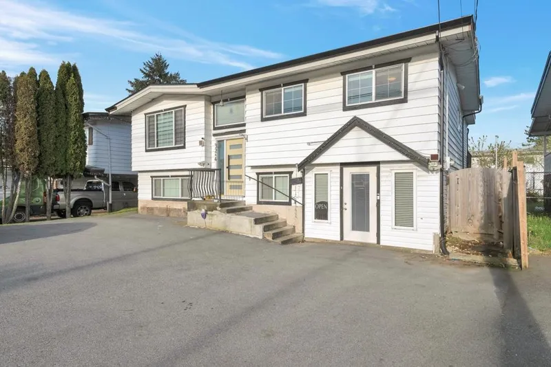 3244 CLEARBROOK ROAD - photo 2 of 25