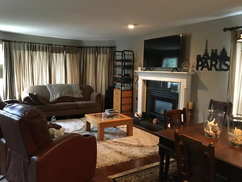 1187 KING GEORGE BOULEVARD - photo 4 of 27