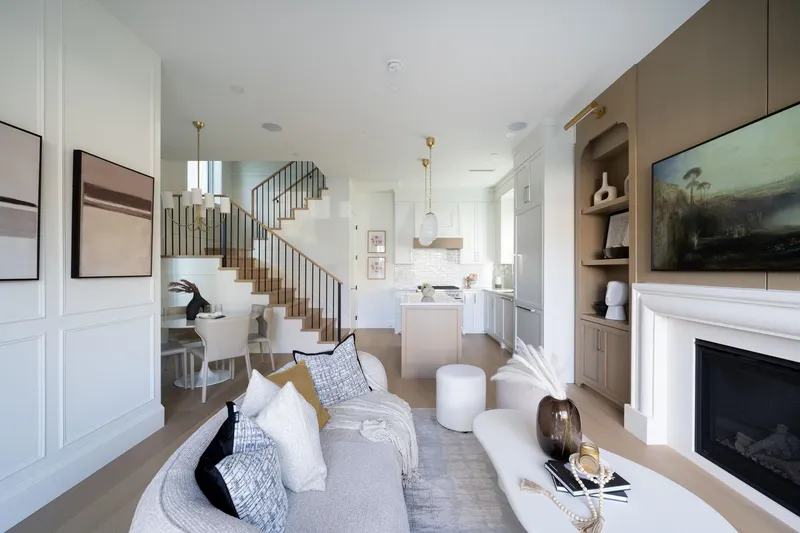 1 864 E 16TH AVENUE - photo 3 of 25