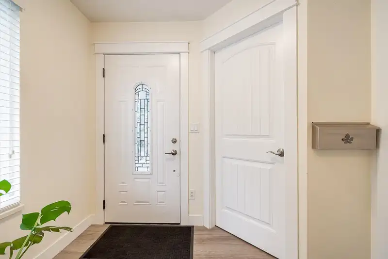 1473 LINCOLN DRIVE - photo 3 of 35