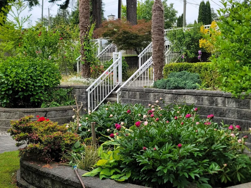 3330 DOUGLAS ROAD - photo 2 of 25